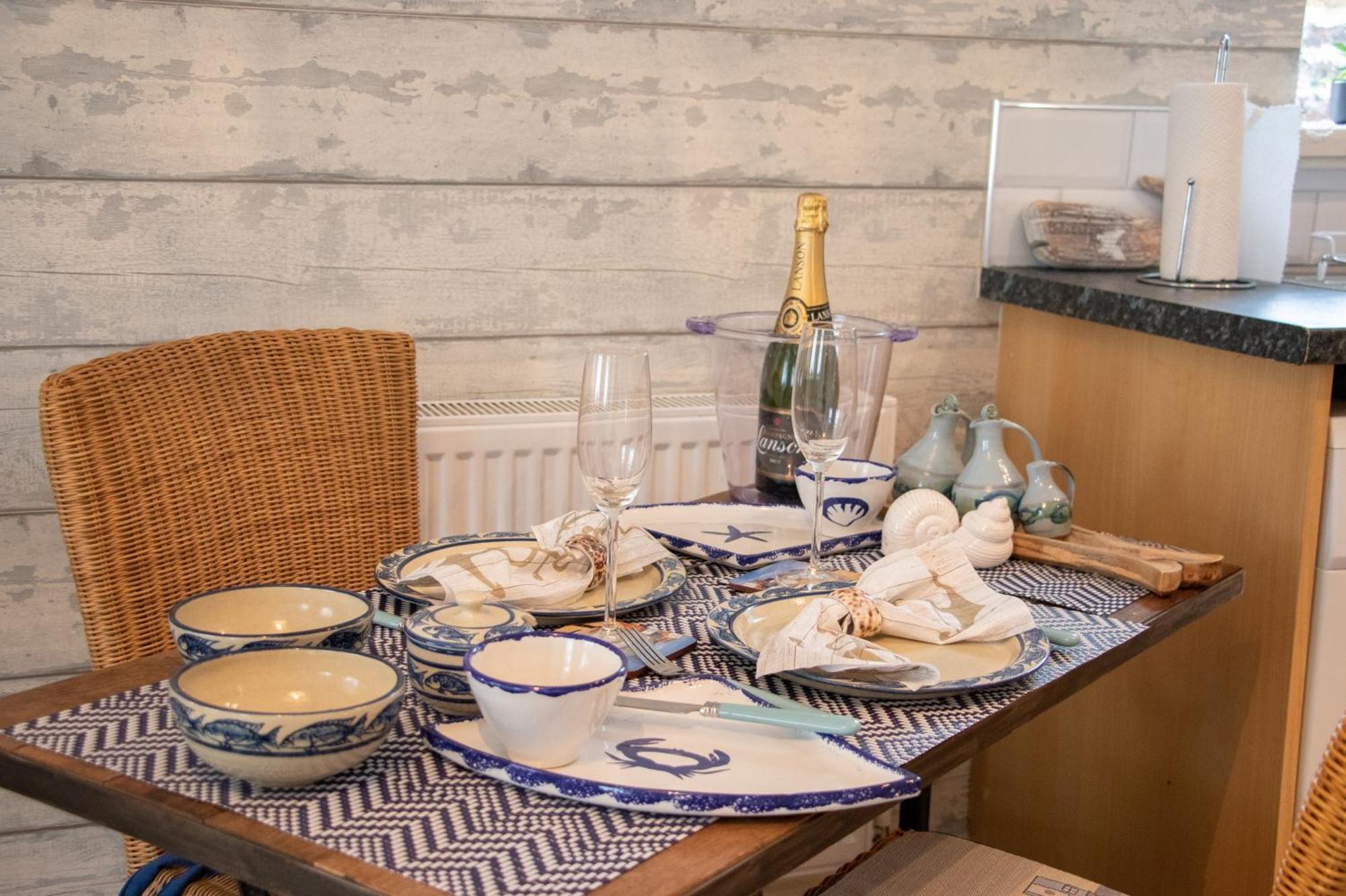 The Beach House Holiday Apartments Eastbourne Zewnętrze zdjęcie